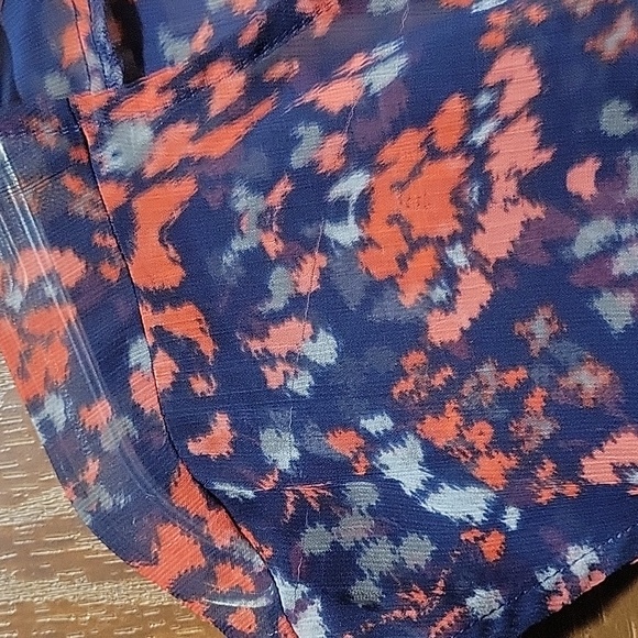 Ana size large  sheer sleeveless top. - Picture 8 of 8